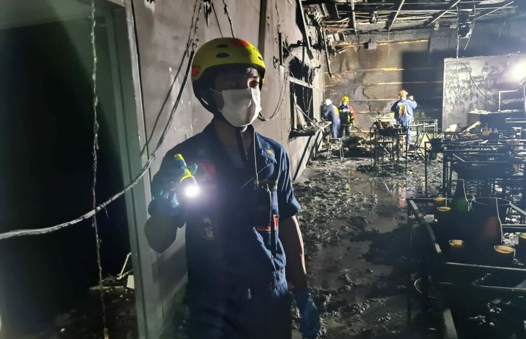 Fire at Mountain B pub_01