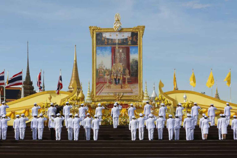 Thai Nation Celebrates His Majesty the King’s 71st Birthday with Reverence and Devotion