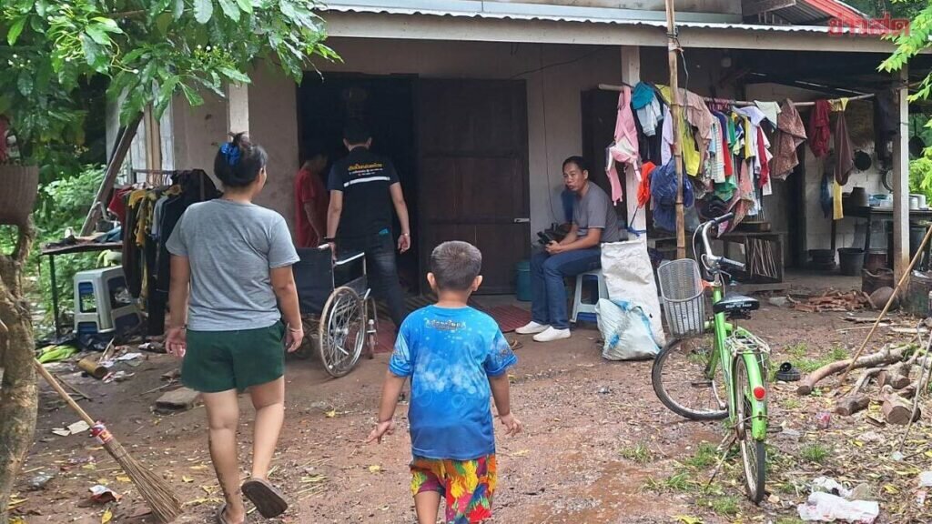 Photos Courtesy : Khaosod