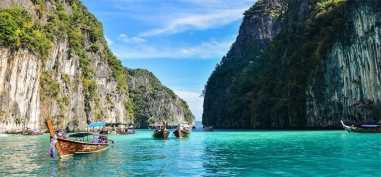 Record Revenue Boost for Thai Marine Parks