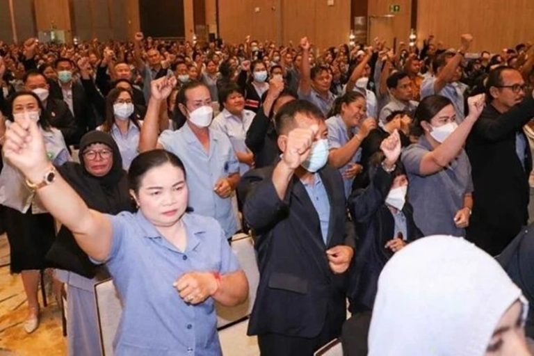 Volunteers Oppose Proposed Age Limit in Health Ministry Bill